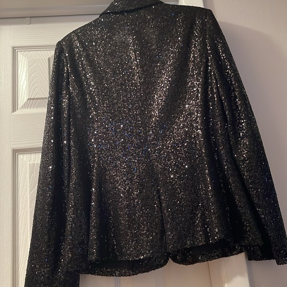 Sequin Open Front Shawl-Collar - Picture 9 of 10